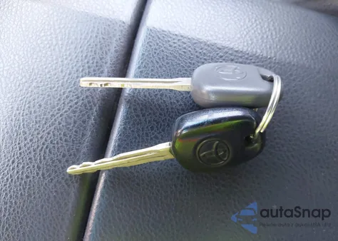 2003 Toyota 4Runner Sr5 V8 z USA, uszkodzony, nr VIN JTEBT14R030001986